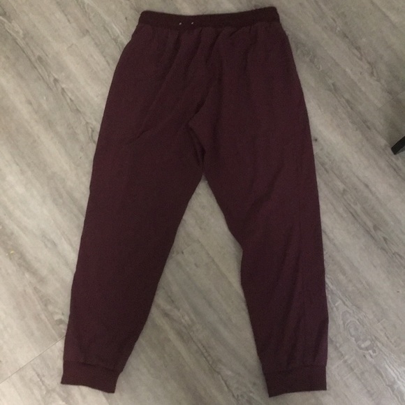 Joggers - Picture 2 of 3
